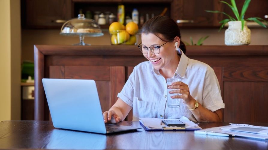 Online Therapy vs. In-Person Therapy in Fairfax, VA